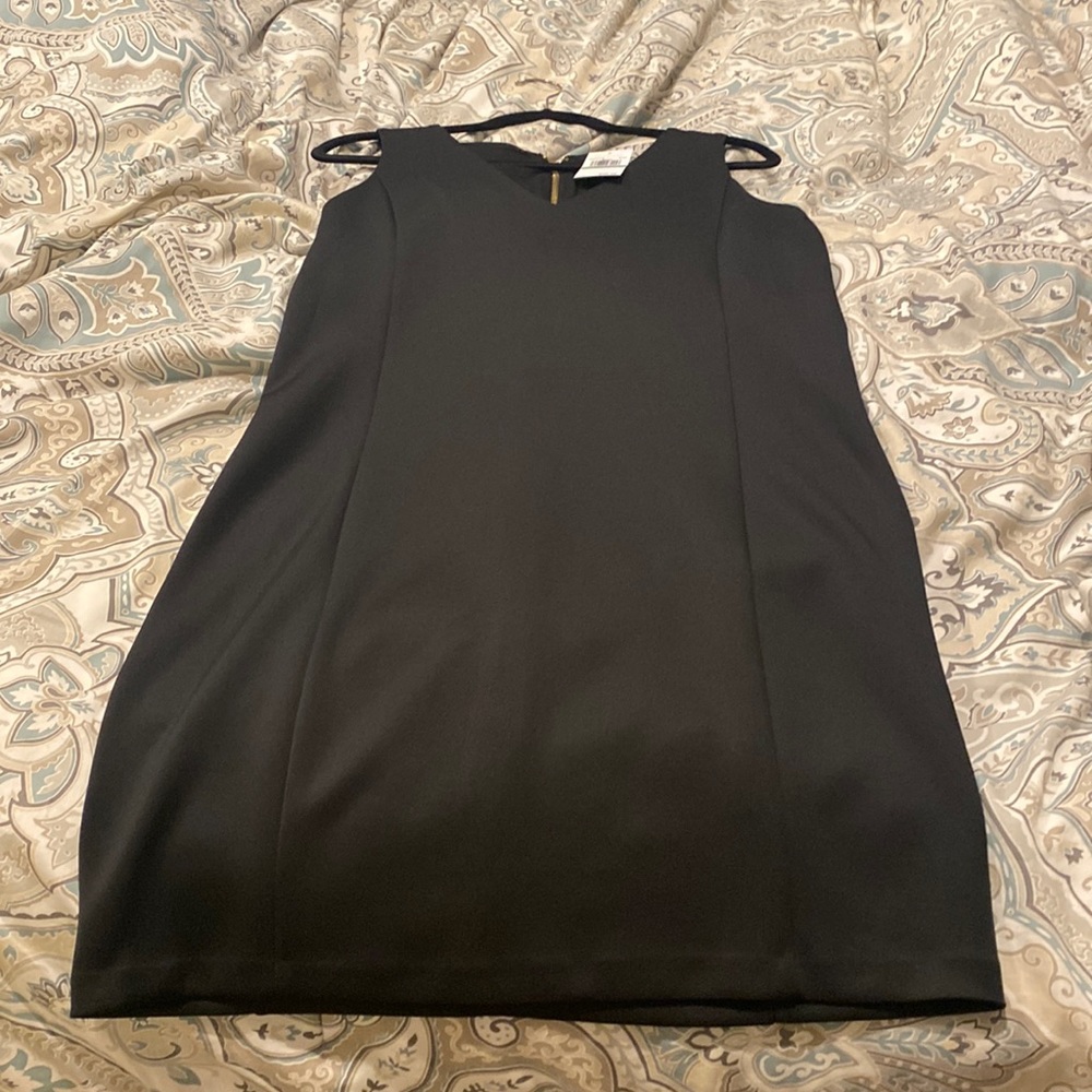 NWT - Michael Kors - size L - black v-neck dress with gold accent zipper in back